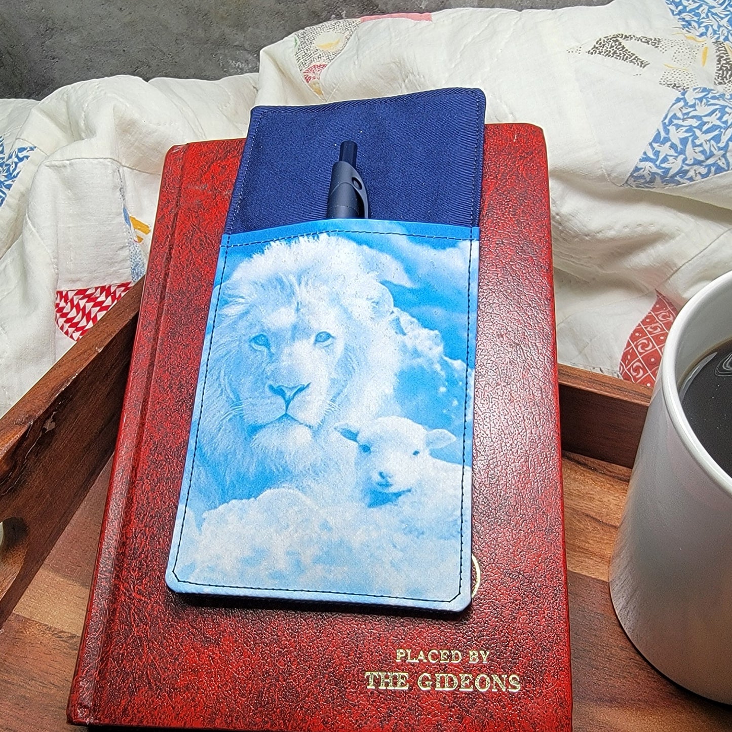 Lion and the Lamb - Pen Holder