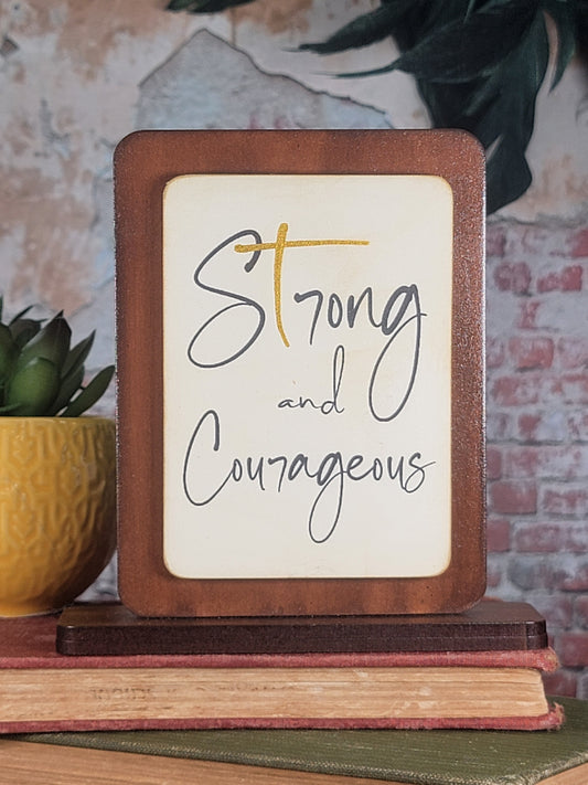 Text Magnet - Strong and Courageous