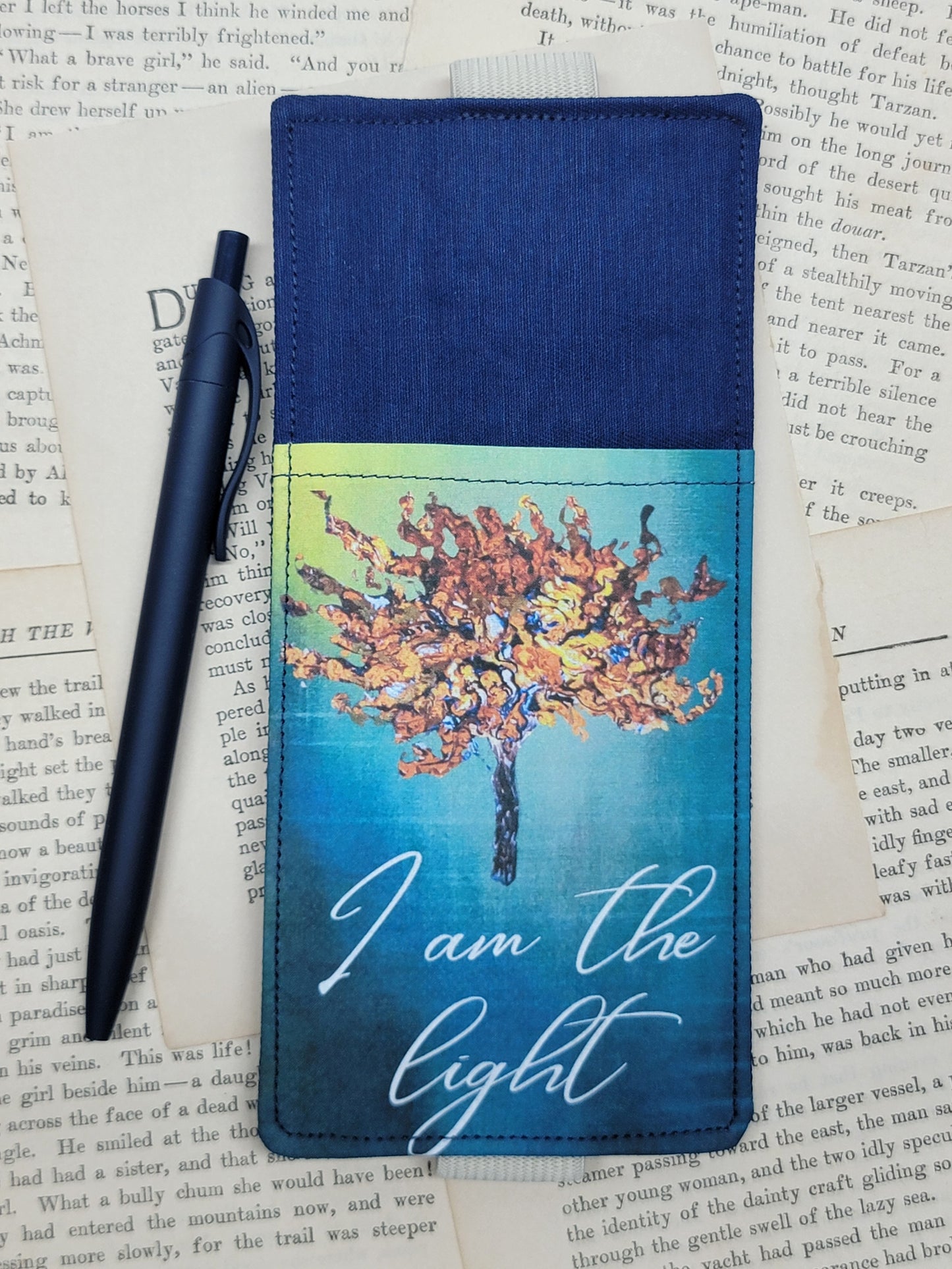 I am the Light - Pen Holder - 1