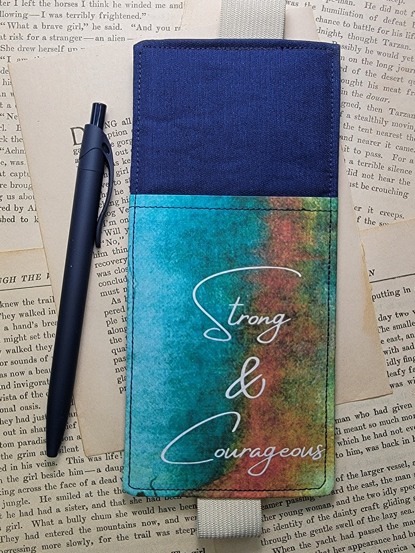 Strong and Courageous - Pen Holder - 1