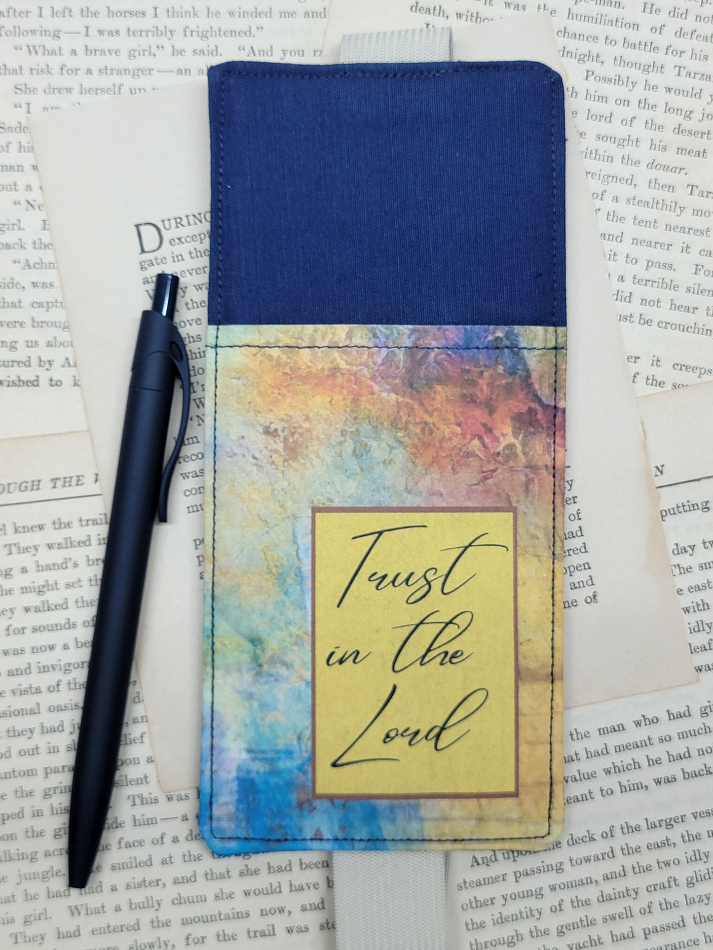 Trust in the Lord - Pen Holder - 2
