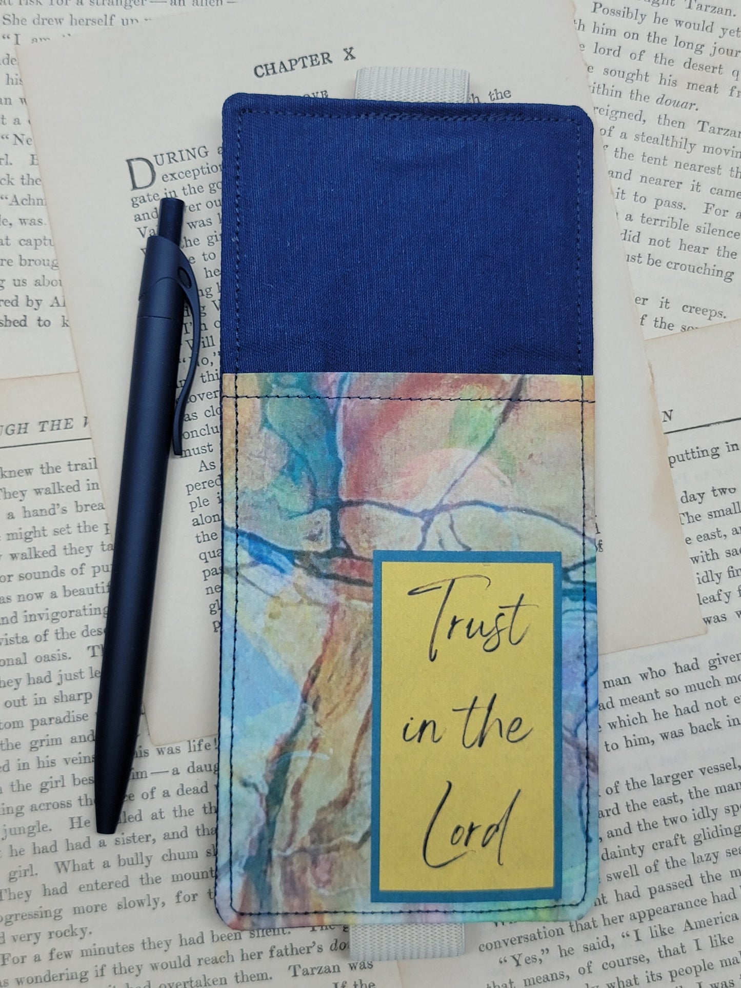 Trust in the Lord - Pen Holder - 4